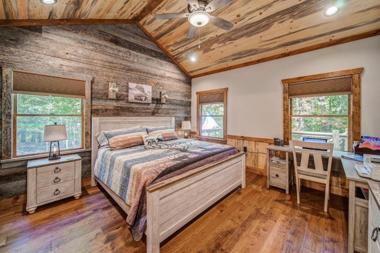 Brand New Build Luxury Mountain Chalet With Hot Tub, Pool, Game Room, Premium Features Ellijay Exterior photo